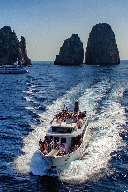 CAPRI CLASSIC BOAT TOUR - Should you book the Capri Classic Boat Tour?
