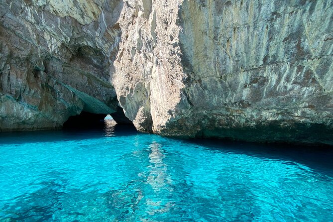 Capri excursion in a private boat - The Blue Grotto is not part of the plan