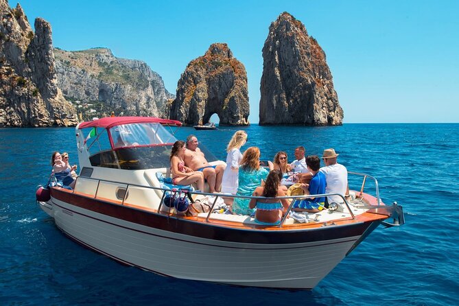 Capri Guided Boat Experience with Island Exploration and Transfer - Why this Capri trip works so well