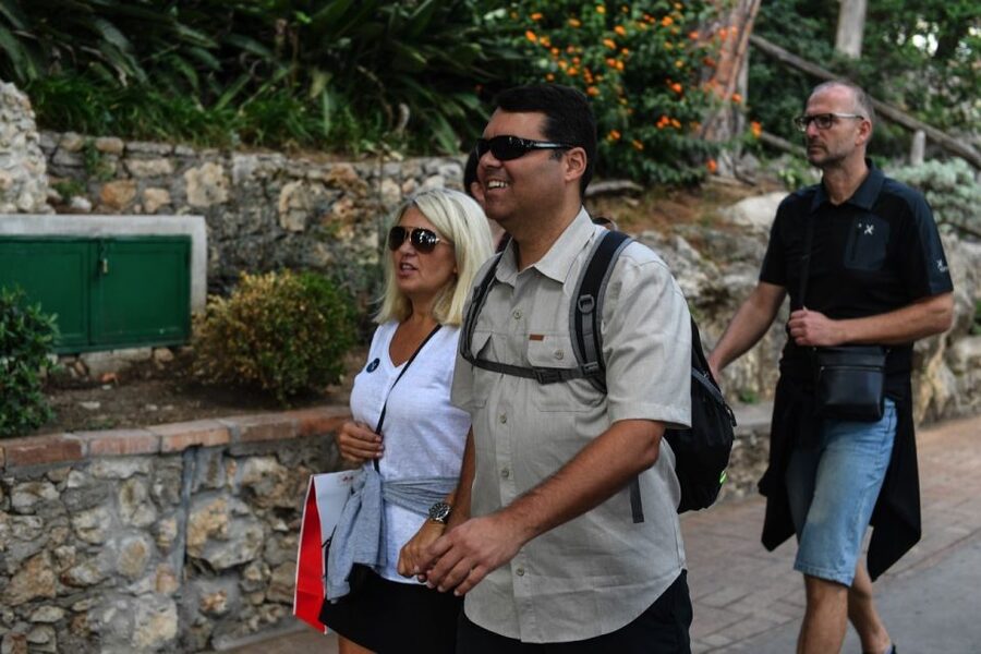 Capri: Guided Capri and Anacapri Experience - Guides and the value of local explanation