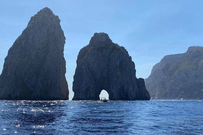 Capri Half Day Private Boat Tour from Capri (4 hours)+Blue Grotto - What the $601.95 price means for your group