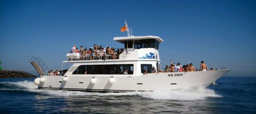 Capri: Island Boat Tour with Blue Grotto Stop - Arco Naturale and Casa Malaparte