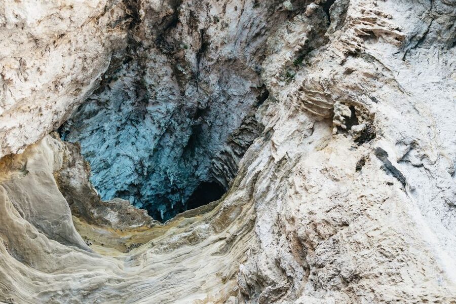 Capri: Island Boat Trip with Grottos - The guide and onboard atmosphere