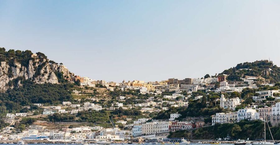 Capri: Island Boat Trip with Grottos - The White and Green Grottos