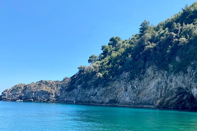 Capri-Positano Private Yacht tour from Sorrento,Positano or Capri - What is included, and what is not