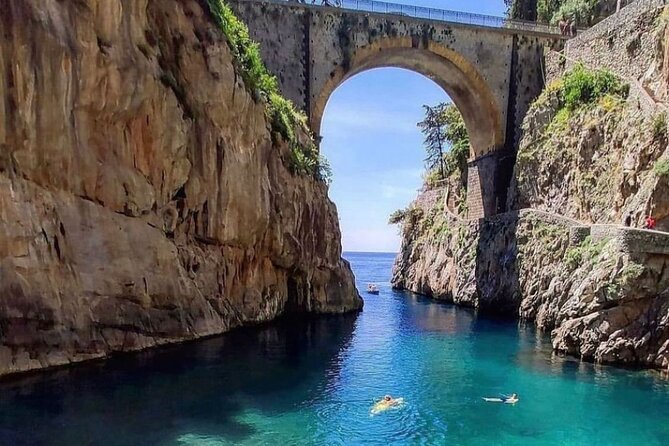 Capri Private Boat Tour - What the price includes, and what it does not
