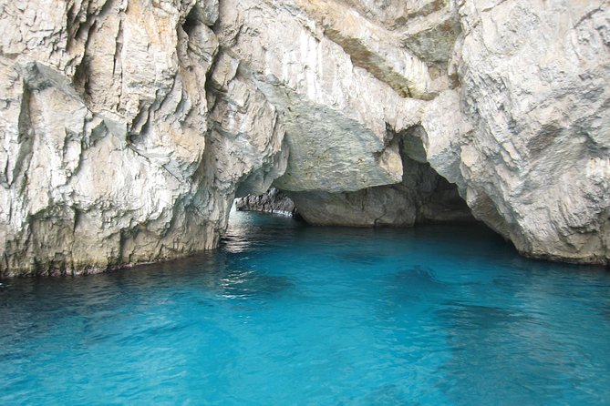 Capri Private Boat Tour from Positano, Praiano or Amalfi - What the crew adds to the day