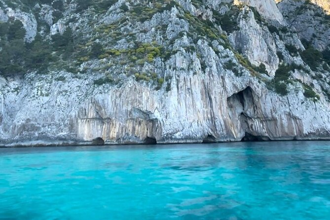 Capri Private Boat Tour with Spritz included - Key points to know before booking