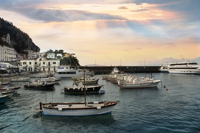Capri Small Group Tour from Capri: A Day of Adventure and Beauty - Capri town and the Piazzetta
