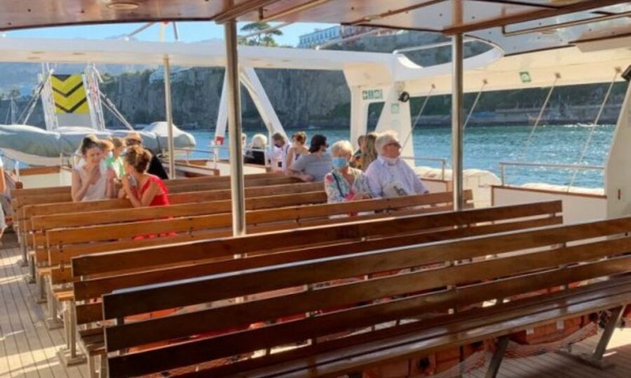 Castellammare or Sorrento: Positano and Amalfi Mini Cruise - What the $78 price really covers
