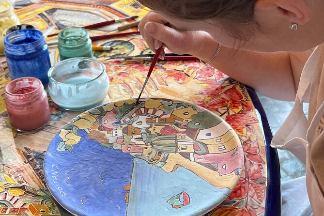 Ceramic Class in Positano 2 hours workshop - Limoncello and the souvenir photo