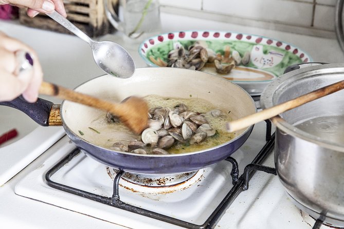 Cesarine: Home Cooking Class & Meal with a Local in Positano - Three hours well spent in Positano