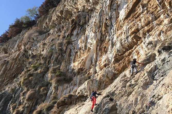 Climbing Experience - Positano - Learning the ropes with Francesco