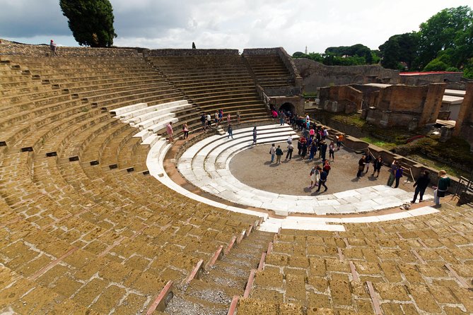 Complete Pompeii Skip the Line Tour with Archaeologist Guide - Full tour or Pompeii Express?