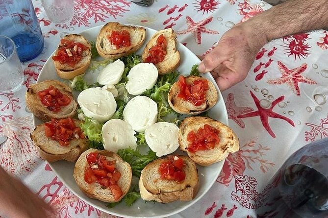 Cooking class with Pasta, mozzarella and Tiramisu with wine - What makes the farm setting worth the trip