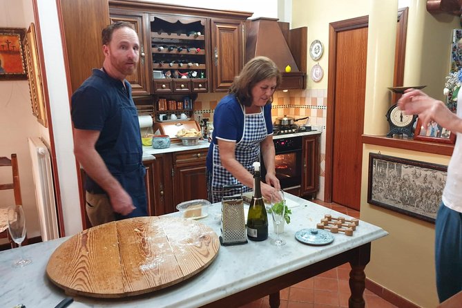 dinner and cooking demonstration - Prosecco, appetizers, and a gentle start