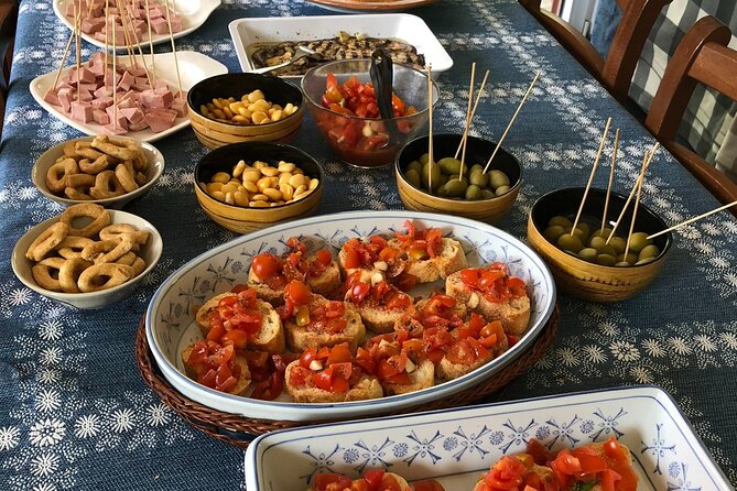 Dinner in Sorrento with Love, Laughs, and Spaghetti - Homemade cake closes the evening