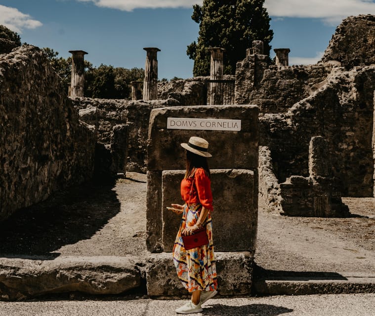 Discover Pompeii: French Walking Tour of the Buried City - Guides who make the difference