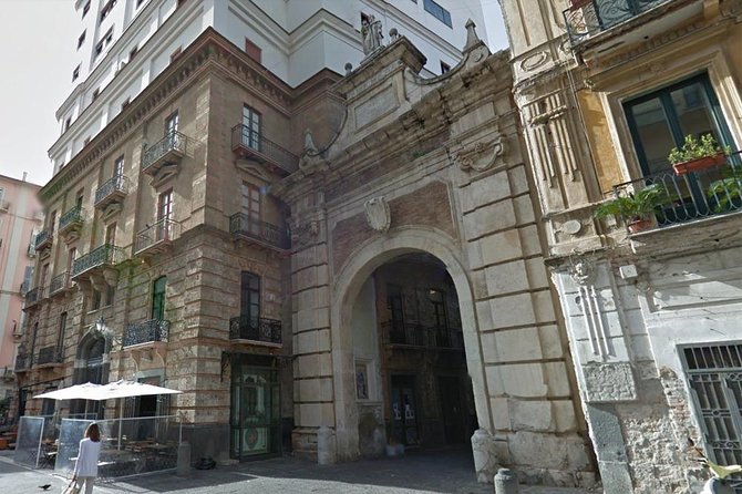 Discover Salerno: Walking Tour with an Expert Local Guide - Salerno’s old town, read by someone who knows it
