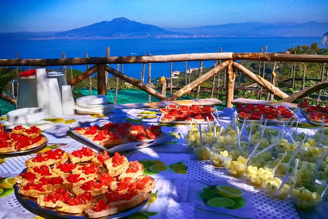 Discover Sorrento with food tasting and walking Tour - The cheese and local food tasting on Via del Mare