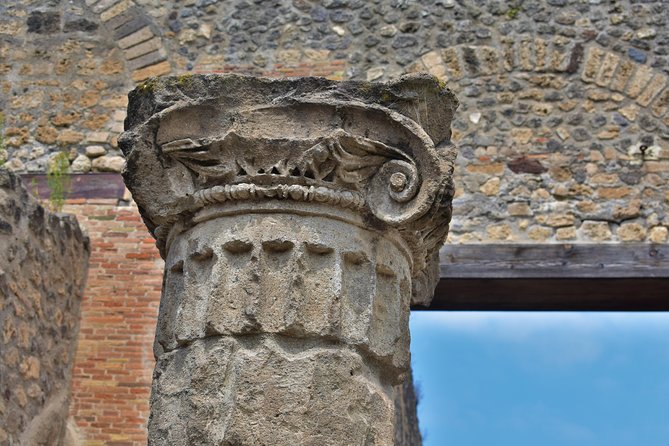 Discover the Ancient Ruins of Pompeii: Day Trip from Rome - Lunch in Pompeii, with a few cautions