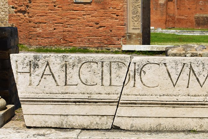Discover the Ancient Ruins of Pompeii: Day Trip from Rome - What two hours in Pompeii really means