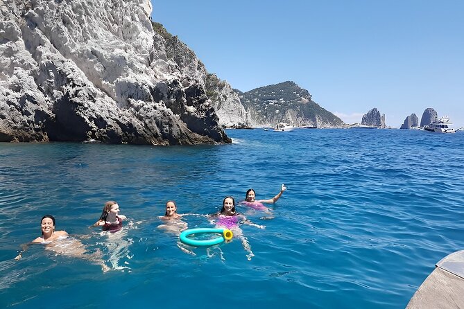 Dolce Vita Private Sea Escape - Why a private boat is a smart way to see Capri