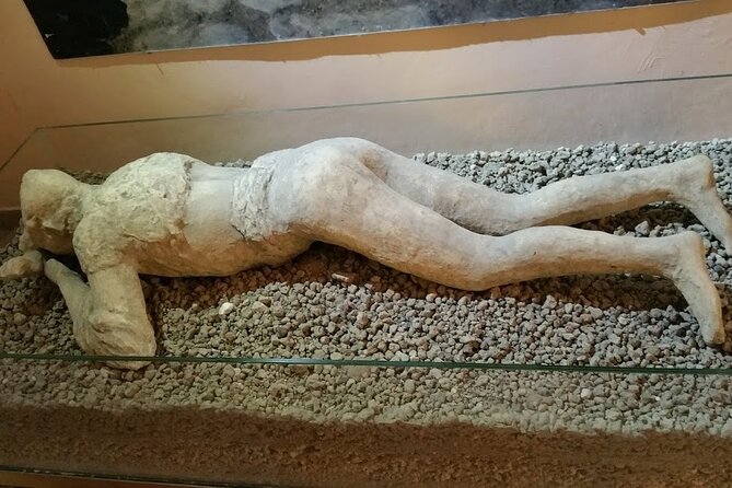 Exclusive Pompeii with Wine and Lunch on Vesuvius-Skip-the-line - The House of the Vettii and Pompeii’s private life