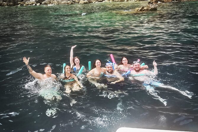 Exclusive Private Boat Tour to capri & Amalfi coast from Sorrento - Three hours on Capri for lunch and exploring