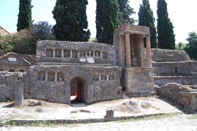 Explore Pompei Ruins with your Private Archaeologist - Is $232.33 good value for your group?