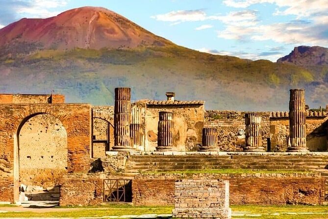 Explore Pompeii: Private Tour, Wine Tasting & Lunch - Bosco de Medici Winery and the volcanic table