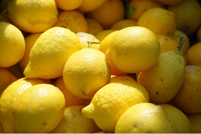 Fifty Shades of Lemon - Villa Cimbrone brings the famous garden views