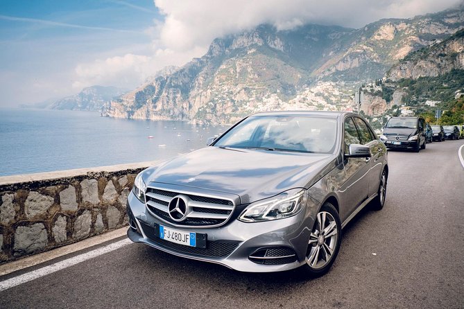 Four-hour tour of the Amalfi Coast - What the vehicle and included services mean