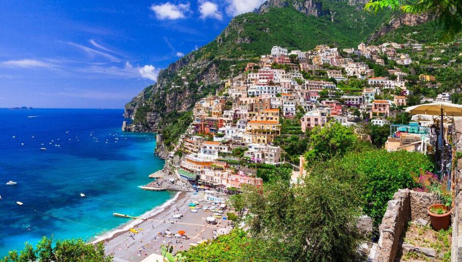 From Amalfi: Capri Island Boat Tour with Snorkeling & Drinks - The ride back to Amalfi