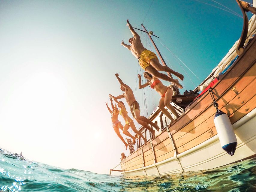 From Amalfi: Capri Island Boat Tour with Snorkeling & Drinks - The first coastal run toward Conca dei Marini