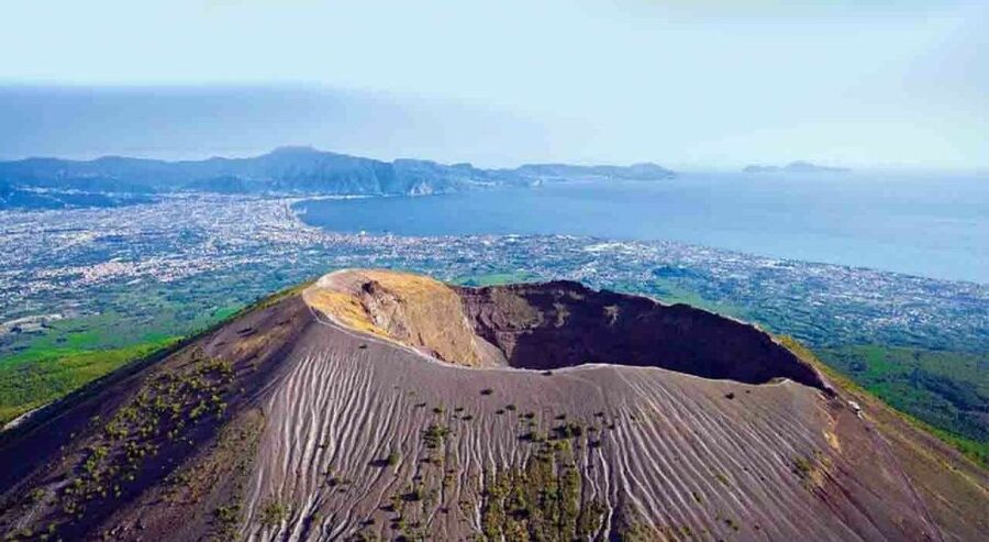 From Amalfi: Pompeii and Mount Vesuvius Private Day Trip - Should you book it?