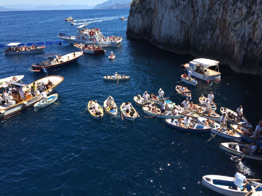 From Naples: Blue Grotto and Capri Trip - Capri Center and the Piazzetta