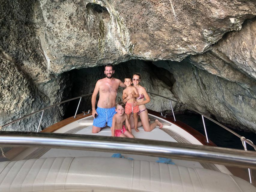 From Naples: Boat Tour to Capri Island with Aperitiv - A full day from Naples to Capri by gozzo