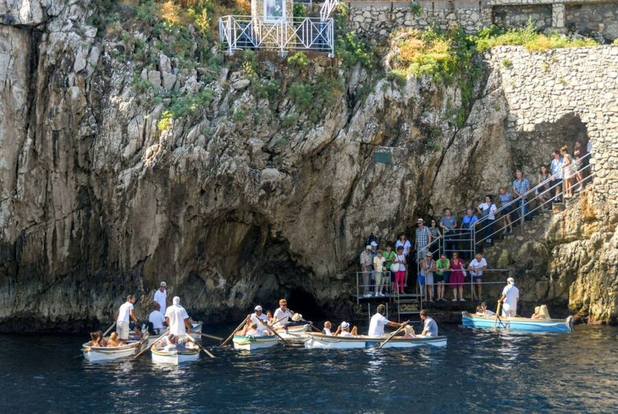 From Naples: Capri, Anacapri, and Blue Grotto Full-Day Trip - Capri town and La Piazzetta