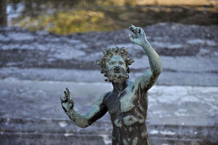 From Naples_ Pompeii Tour_Skip the line ticket + audioguide - What you will see on Pompeii’s ancient streets