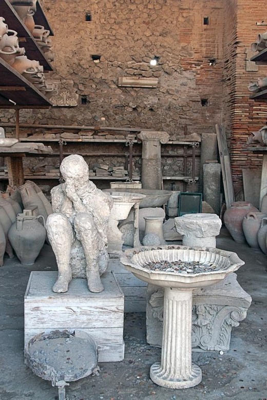 From Naples_ Pompeii Tour_Skip the line ticket + audioguide - Who should book this Pompeii trip?