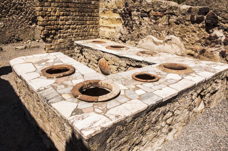 From Naples Port:Pompeii+Vesuvius tour - From Naples Port to the Slopes of Vesuvius