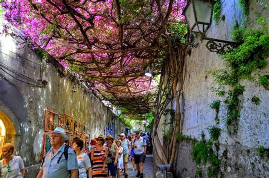 From Naples: Private Tour to Positano, Amalfi, and Ravello - Should you book the Naples to Amalfi Coast tour?