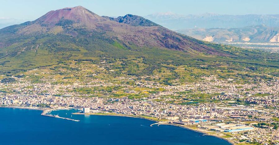 From Pompeii: Bus Transfer to Vesuvius with Park Entry Fee - Why this Pompeii to Vesuvius transfer works