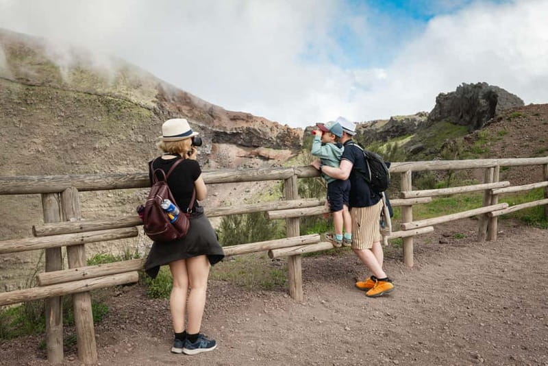 From Pompeii: Mount Vesuvius with bus, ticket and audioguide - A direct route from Pompeii to the volcano