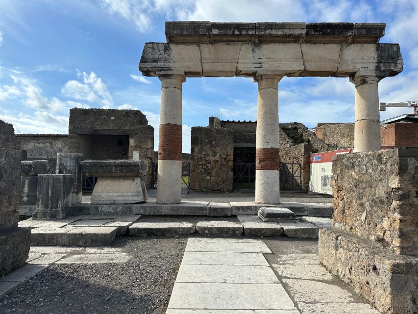 From Pompeii: Vesuvius excursion + Pompeii guided tour - Key points to know before booking