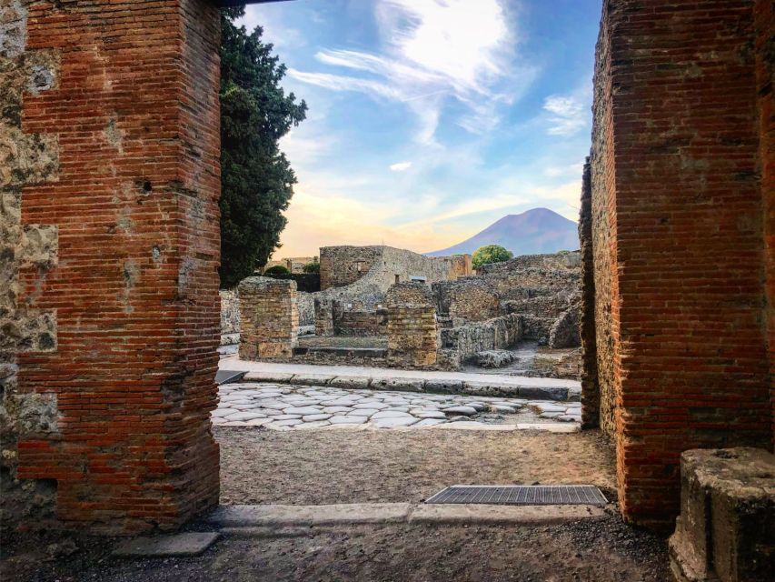 From Positano: Pompeii Guided Tour with Skip the Line - Entering Pompeii through the separate entrance