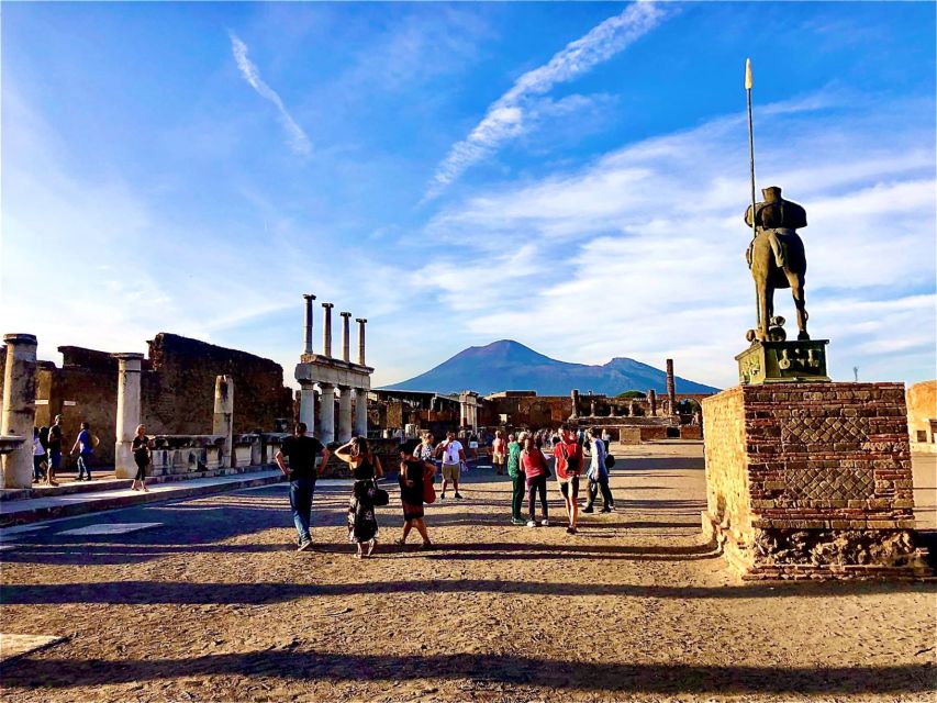 From Positano: Pompeii Guided Tour with Skip the Line - Thermal baths, bakery, and Roman routines