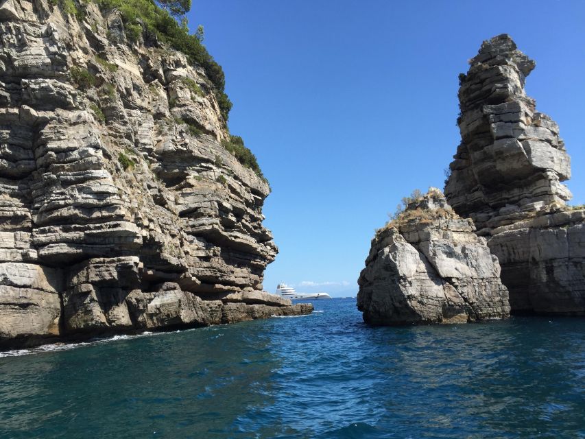 From Praiano: Amalfi Coast Guided Private Cruise with Drinks - Li Galli and the coast’s old stories
