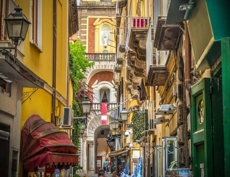 From Rome: Pompei & Sorrento| Expert Guide and Exclusive Bus - The long return to Rome